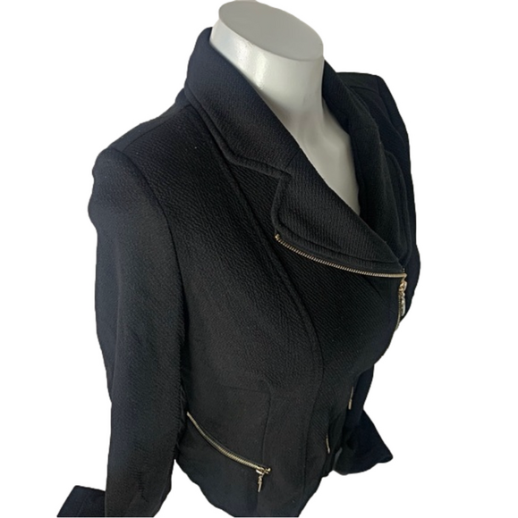 LOVE & LIBERTY- Black Zippered Blazer - Picture 15 of 16
